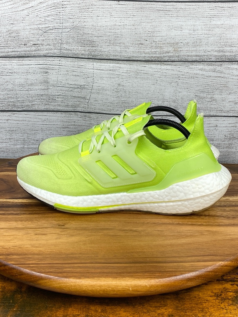 adidas UltraBoost 22 Almost Lime Green Men’s Shoe GX5557 Sneaker Size 9.5